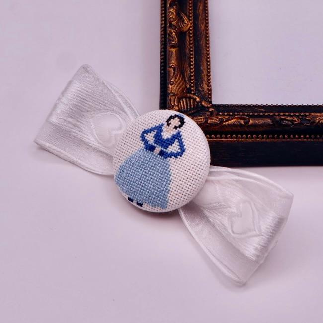 チマチョゴリ くるみボタンのヘアリボン クロスステッチ刺繍1枚目の画像